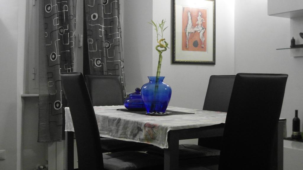 Apartmán Chez Elio La Spezia Pokoj fotografie